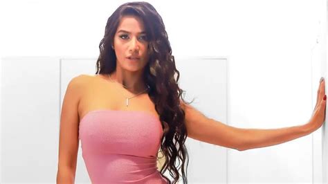 poonam pandey leaked sex|Poonam Pandey Nude: 720p HD Porn Videos & Sex Tapes